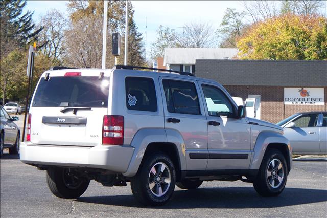 Jeep Liberty 2008 photo 3