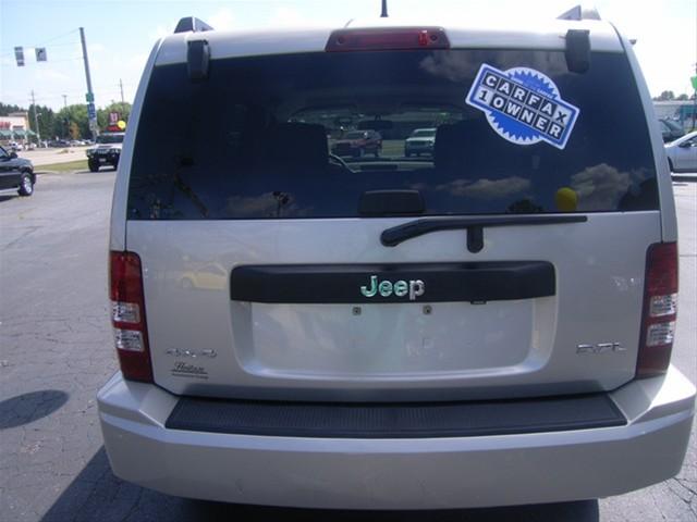 Jeep Liberty 2008 photo 4