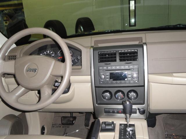 Jeep Liberty 2008 photo 5