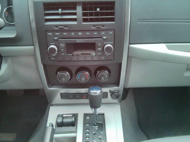 Jeep Liberty 2008 photo 7