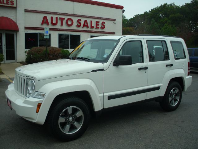 Jeep Liberty 2008 photo 2