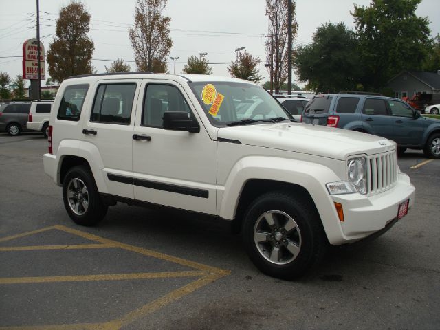 Jeep Liberty 2008 photo 4