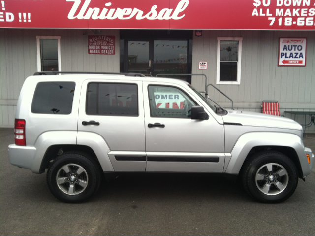 Jeep Liberty 2008 photo 2