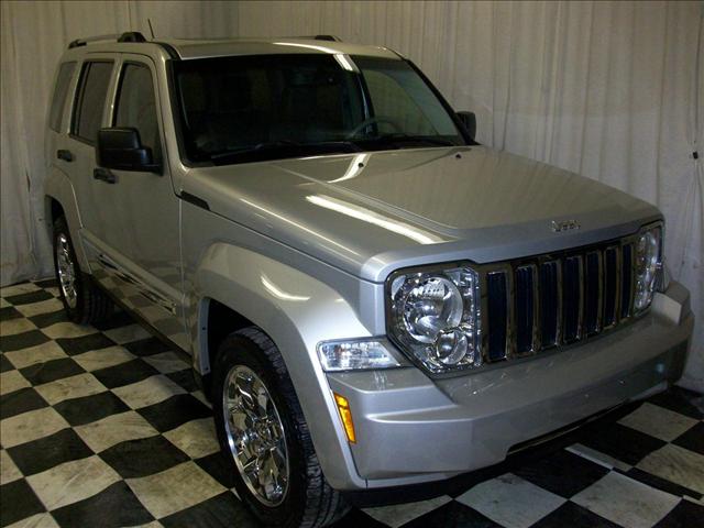 Jeep Liberty 2008 photo 2