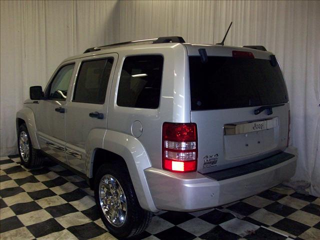 Jeep Liberty 2008 photo 3