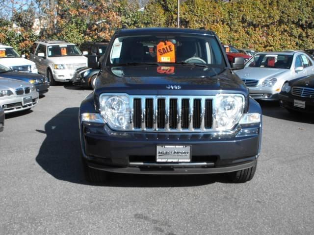 Jeep Liberty 2008 photo 2