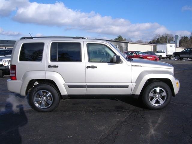 Jeep Liberty 2008 photo 1