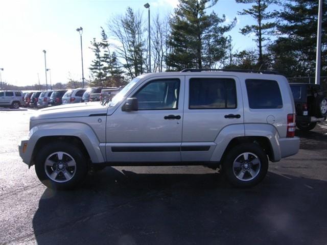 Jeep Liberty 2008 photo 5