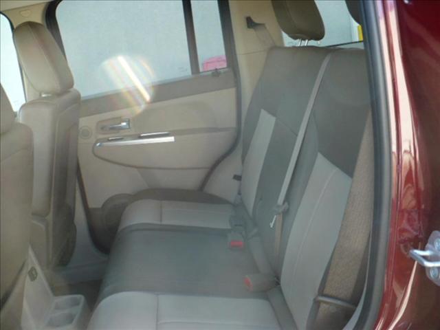 Jeep Liberty 2008 photo 2