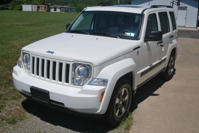 Jeep Liberty 2008 photo 3