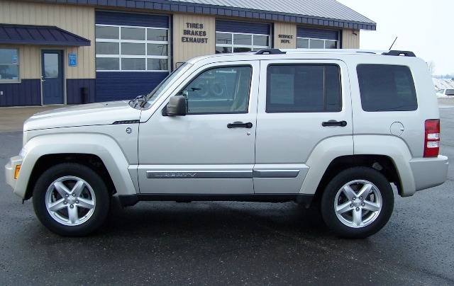 Jeep Liberty 2008 photo 3