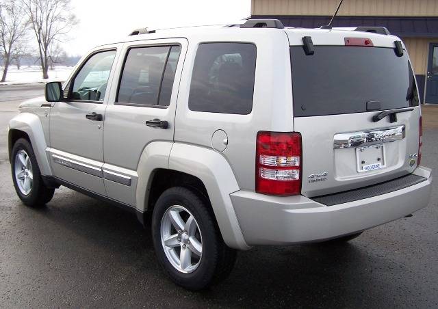 Jeep Liberty 2008 photo 4