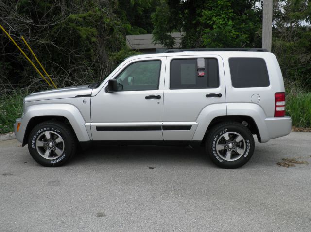 Jeep Liberty 2008 photo 9