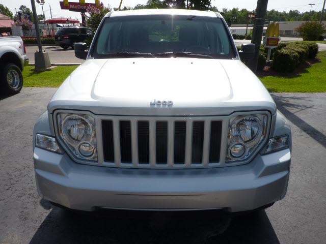 Jeep Liberty 2008 photo 1