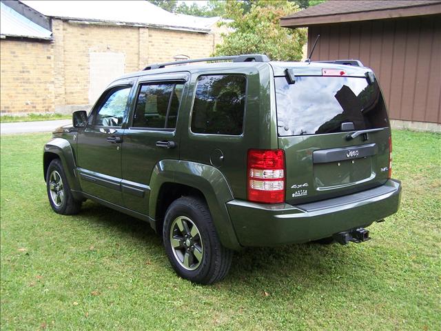 Jeep Liberty 2008 photo 4