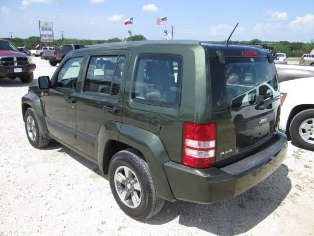 Jeep Liberty 2008 photo 3