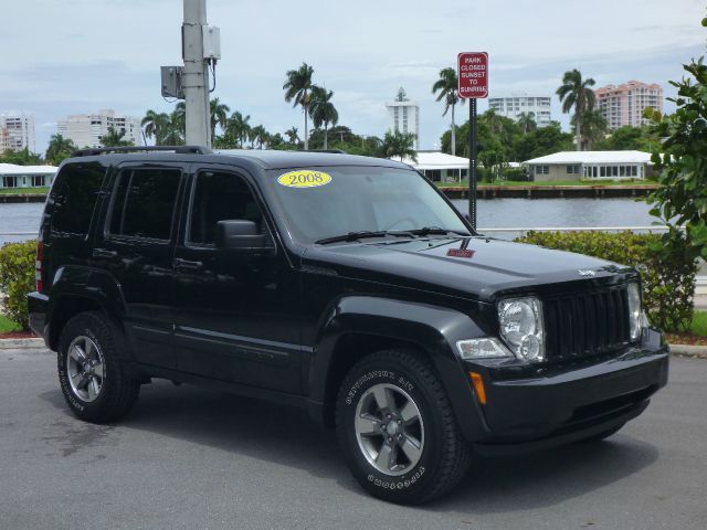 Jeep Liberty 2008 photo 13