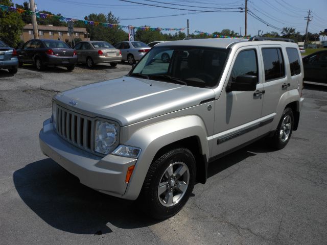 Jeep Liberty 2008 photo 4