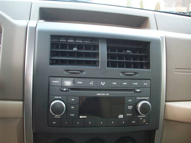 Jeep Liberty 2008 photo 5