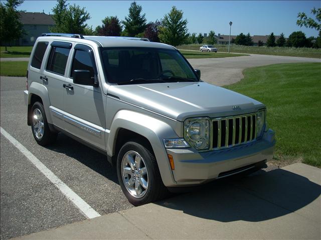 Jeep Liberty 2008 photo 1