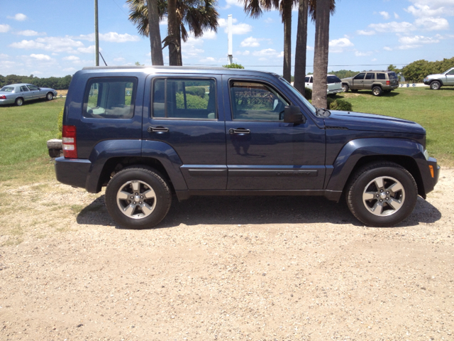 Jeep Liberty 2008 photo 1