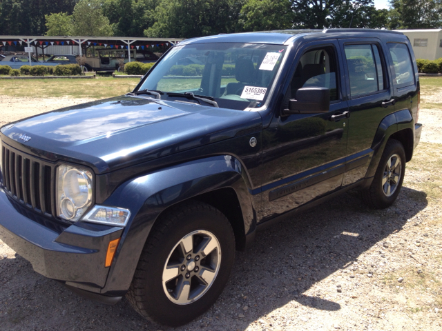 Jeep Liberty 2008 photo 3