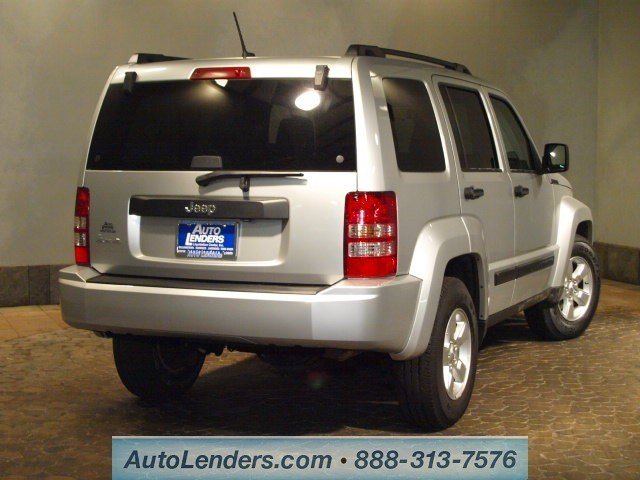 Jeep Liberty 2009 photo 3