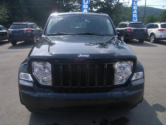 Jeep Liberty 2009 photo 2