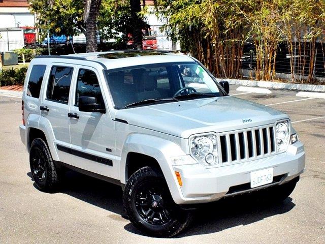 Jeep Liberty 2009 photo 3