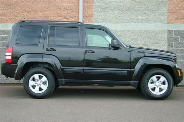 Jeep Liberty 2009 photo 6