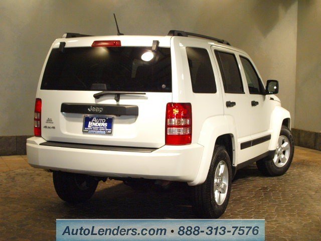 Jeep Liberty 2009 photo 3