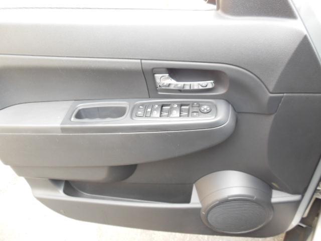 Jeep Liberty 2009 photo 5