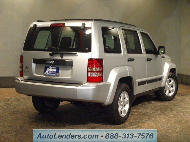 Jeep Liberty 2009 photo 3