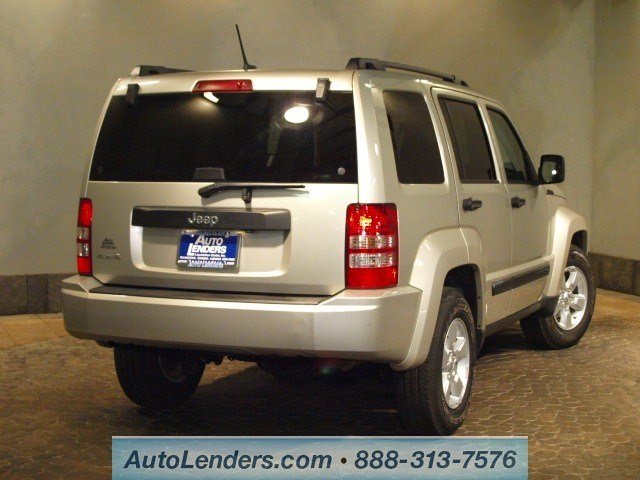 Jeep Liberty 2009 photo 3