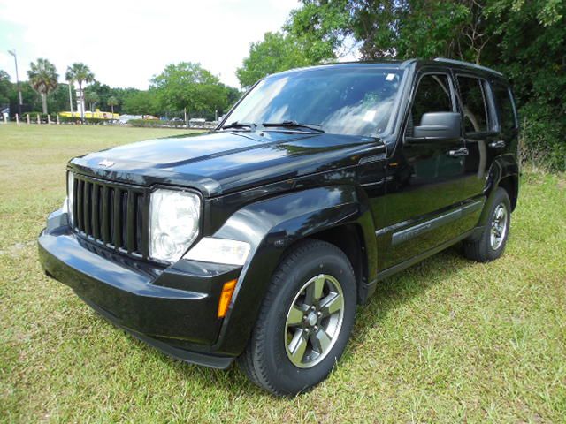 Jeep Liberty 2009 photo 13