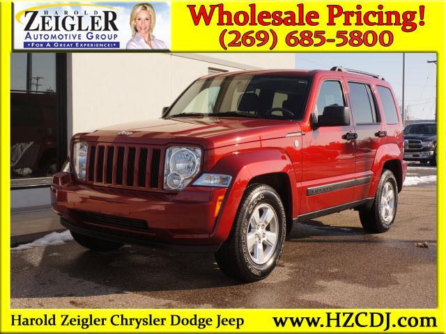 Jeep Liberty 2010 photo 4