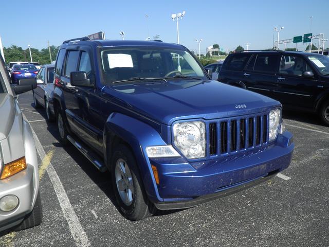 Jeep Liberty 2010 photo 1