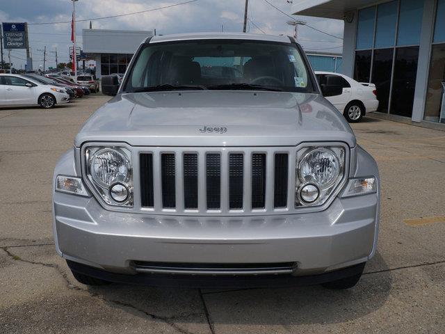 Jeep Liberty 2011 photo 4