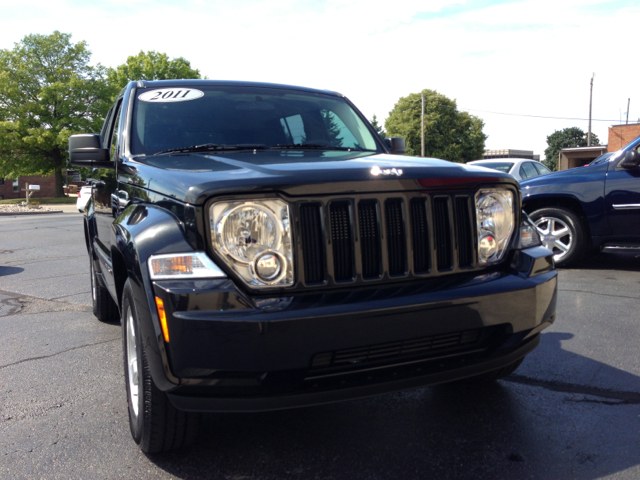 Jeep Liberty 2011 photo 3