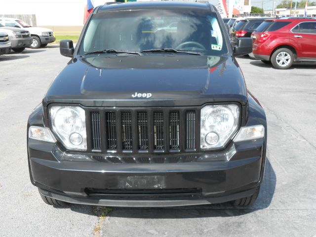 Jeep Liberty 2011 photo 6