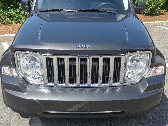 Jeep Liberty 2011 photo 3