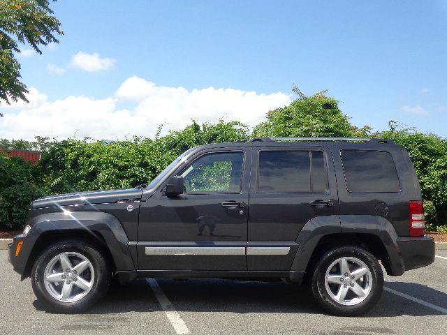 Jeep Liberty 2011 photo 4