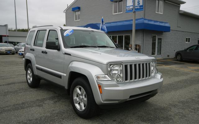 Jeep Liberty 2011 photo 3