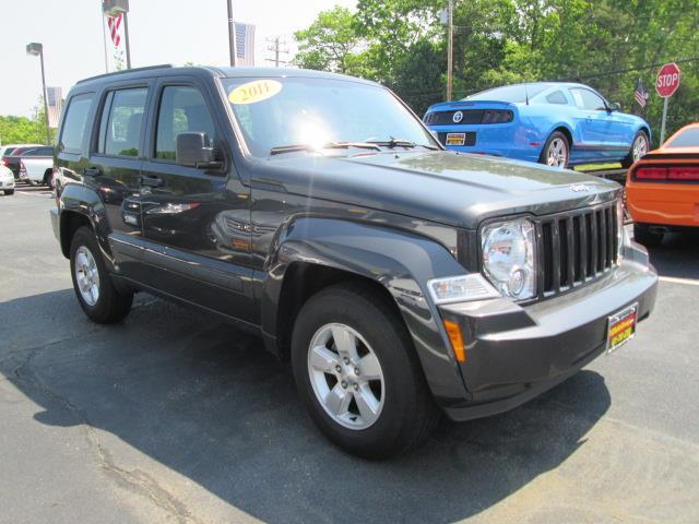 Jeep Liberty 2011 photo 1