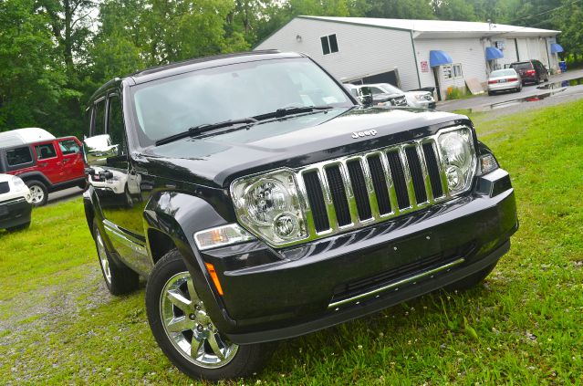 Jeep Liberty 2011 photo 1