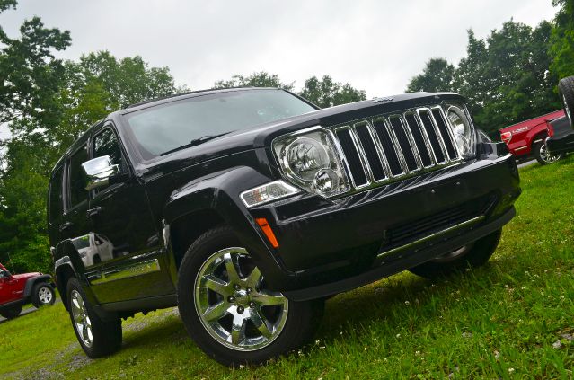 Jeep Liberty 2011 photo 2