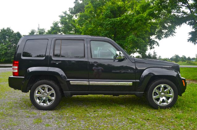 Jeep Liberty 2011 photo 3