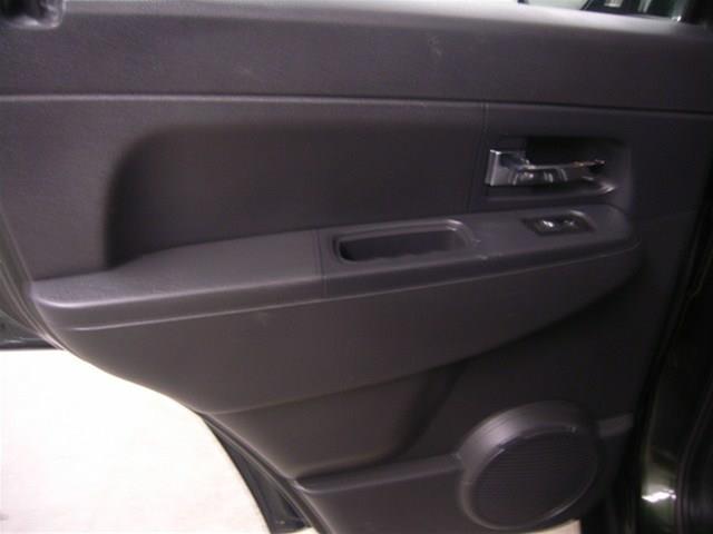 Jeep Liberty 2011 photo 5