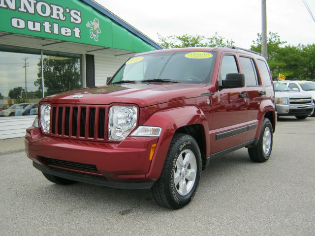 Jeep Liberty 2011 photo 1