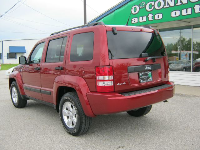 Jeep Liberty 2011 photo 2